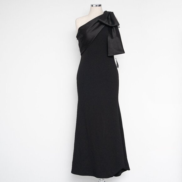 Betsy & Adam - Carmela Long Scuba Crepe Dress With Satin Bow - Picture 2 of 15